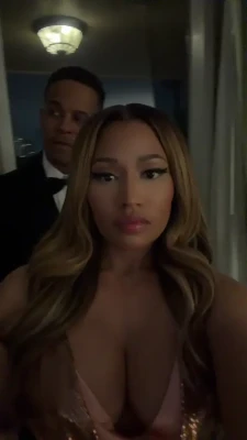 nickiminaj - Hi babe 😈