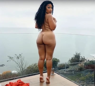 nickiminaj - omg I feel like thats the most sluttiest picture Ive ever posted