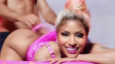 nickiminaj - I’m so fucking horny right now 😈