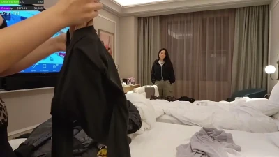 yuggietv - Booty booty booty