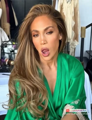 jlo - Do you like Space Jam?