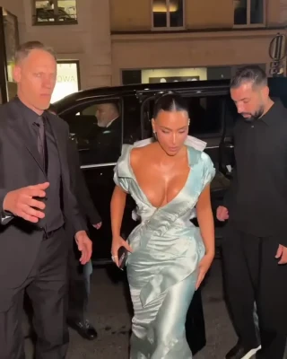 kimkardashian - Some riding fun for yea and the fit~