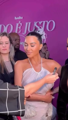 kimkardashian - W h e n I.s.e.e. m y o. n.w / s/e/x / v. i.d.e.o :) Always m.a.k.e.