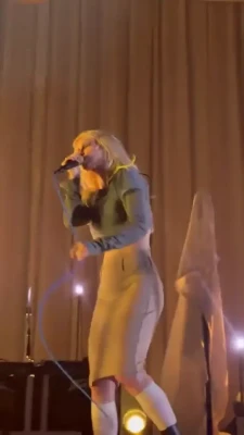 yelyahwilliams - Just a little pat part 1