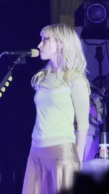 yelyahwilliams - Should I make a girl on girl full length porno?