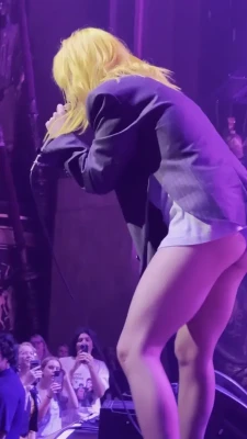 yelyahwilliams - TONIGHT'S LIVE 😈 What was your favorite part?
