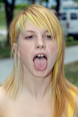 yelyahwilliams - Felexiia but not in latex 👀 are you peeps a fan of non-latex
