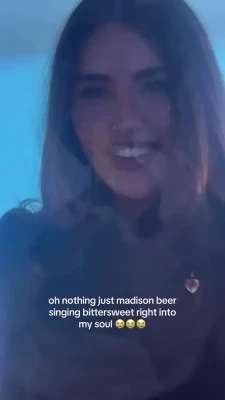 madisonbeer - El de tras d cámaras sacando fotos😈