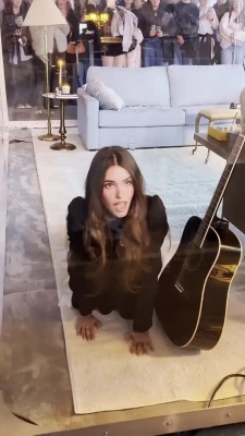 madisonbeer - My favourite chain whip