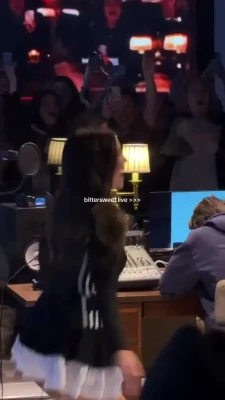 madisonbeer - Be honest... is ur dick out? 😈💦