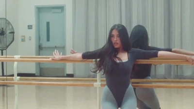 madisonbeer - Would you let me get on top?