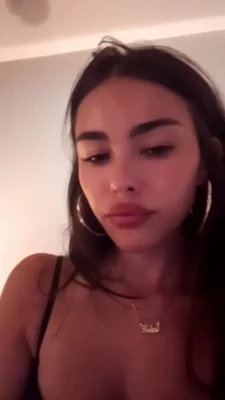 madisonbeer - Was really feeling myself today 😈