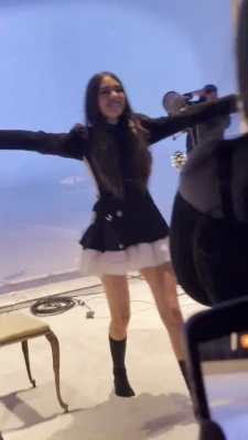 madisonbeer - Rip off my fishnets and fuck me while you pull my hair