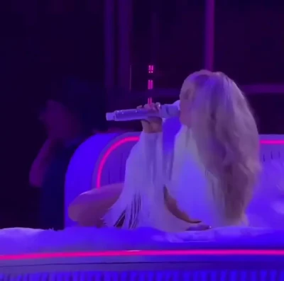sabrinacarpenter - titty play never gets old 🥴😊✨
