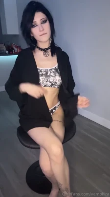 vampkira - I’ve been filming for other studios the past two weeks and it’s