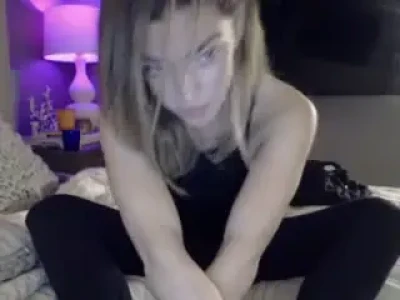 nikiskyler - Come hop in with me, I need some help rubbing down 🫧