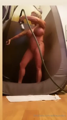 haleyandersn - What time do you even sleep tonight, honey?💋❣️