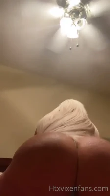 haleyandersn - Heels, strap-ons, hotel toiletries—basically My Domme life