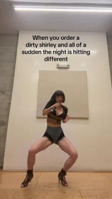 mikaylademaiter - Boobs smushed against glass, yay or nay? :P