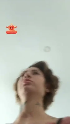 bhadbhabie - Enjoy some preworkout stretching