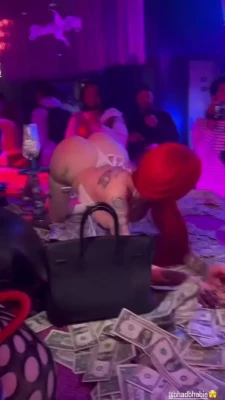 bhadbhabie - Getting it wet