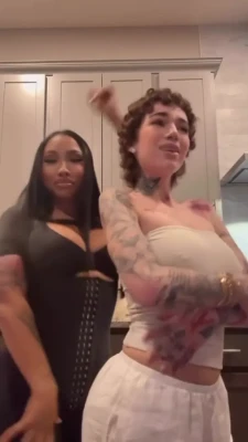 bhadbhabie - I had another intense squirting orgasm that lasted over 2 minutes and