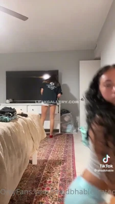 bhadbhabie - I know how you guys love seeing my daily real daily pics that