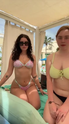 hotblockchain - My bf came on me! 💦 part 1
