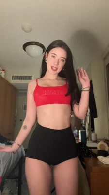 hotblockchain - It looks like my tongue is ready to lick something👅
