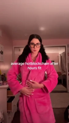 hotblockchain - Filmed a custom squirt video in this lingerie set the other day