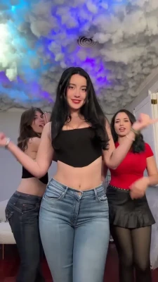 hotblockchain - My butt just looks nice with cum on it