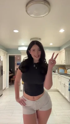 hotblockchain - Am i cute?😅