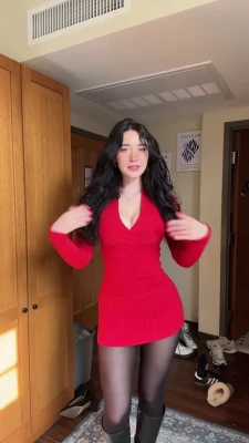 hotblockchain - Head Bitch In Charge 😊