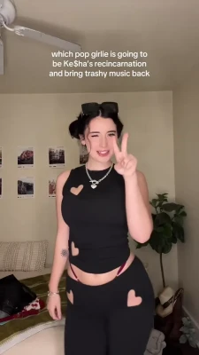 hotblockchain - You walk into your room at night and see this on your bed what do you