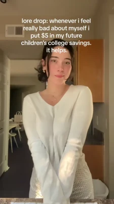 hotblockchain - eating pho and playing fortnite.. i’m really bad but i got like 7