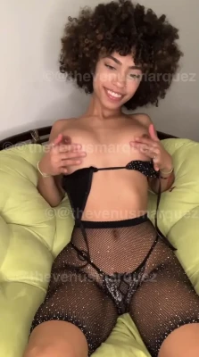 venusmarquez - For those of you who were asking to see me in heels 👠 😘
