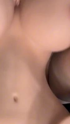 amouranth - Who wants more