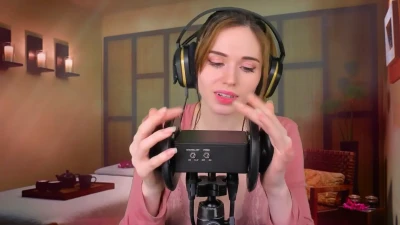 amouranth - Happy Monday, loves! It’s a beautiful new week, how could I make it