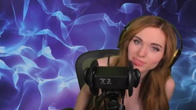 amouranth - 🥥🥥Happy TWOsday, gorgeous🥥🥥 The boobies are much better