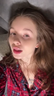 diva_marina_s - Giving myself a frontal wedgie. My lips just eat up these panties