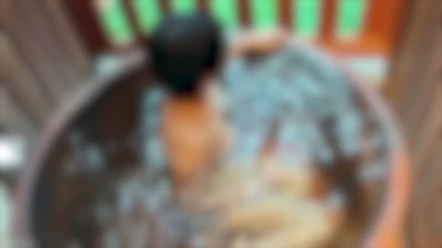 kuramakun - It isn't that saucy, but here are a couple of Fiji selfies!