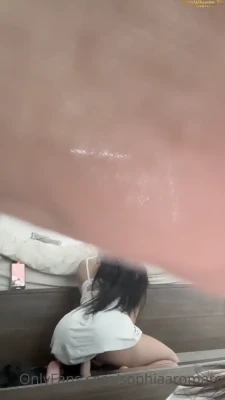 sophiaaromaro - cum unsnap this and lemme lick ur cock so u can slide right in this