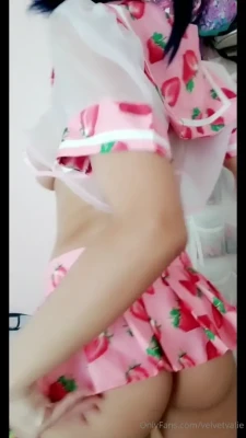 velvetvalie - 🧚🏻‍♀️ Happy Friday