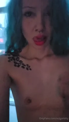 xomel - how hard would you smack my ass daddy? 🥵