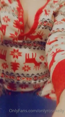 rosekellyppv - POV I’m going to sit on your face🍑😜 how do you like the view
