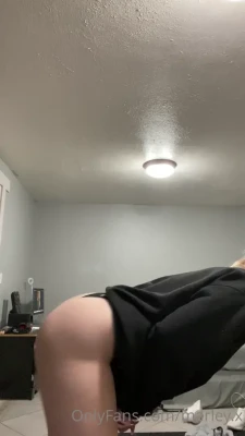 marleyroze - Feed me the dick