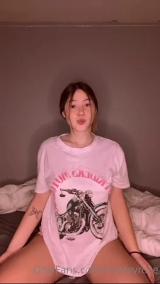 marleyroze - Many years ago I responded to a Craigslist ad for a modeling gig. It