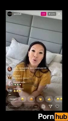 real_missbanana - Say hello to my little friend!!