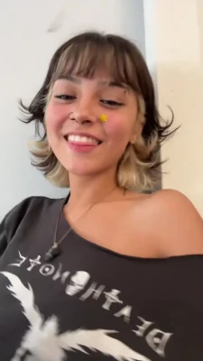 madiiiissonnn - So I'm setting a second dildo just now - I've had notes of interest