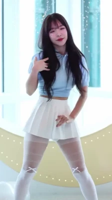 le_dahye - ready to please :3